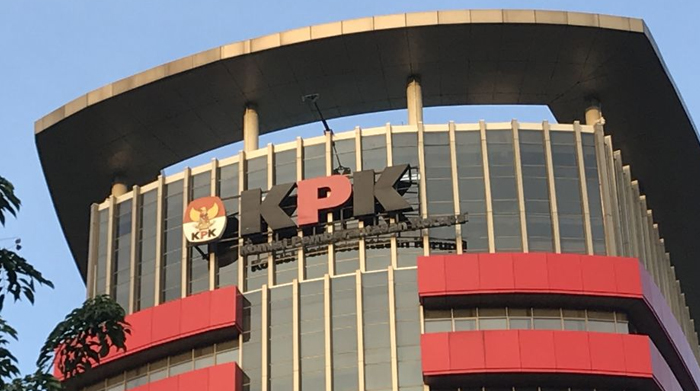 KPK Tetapkan Mantan Sekjen MPR Sebagai Tersangka